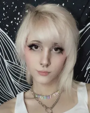 evie_angel