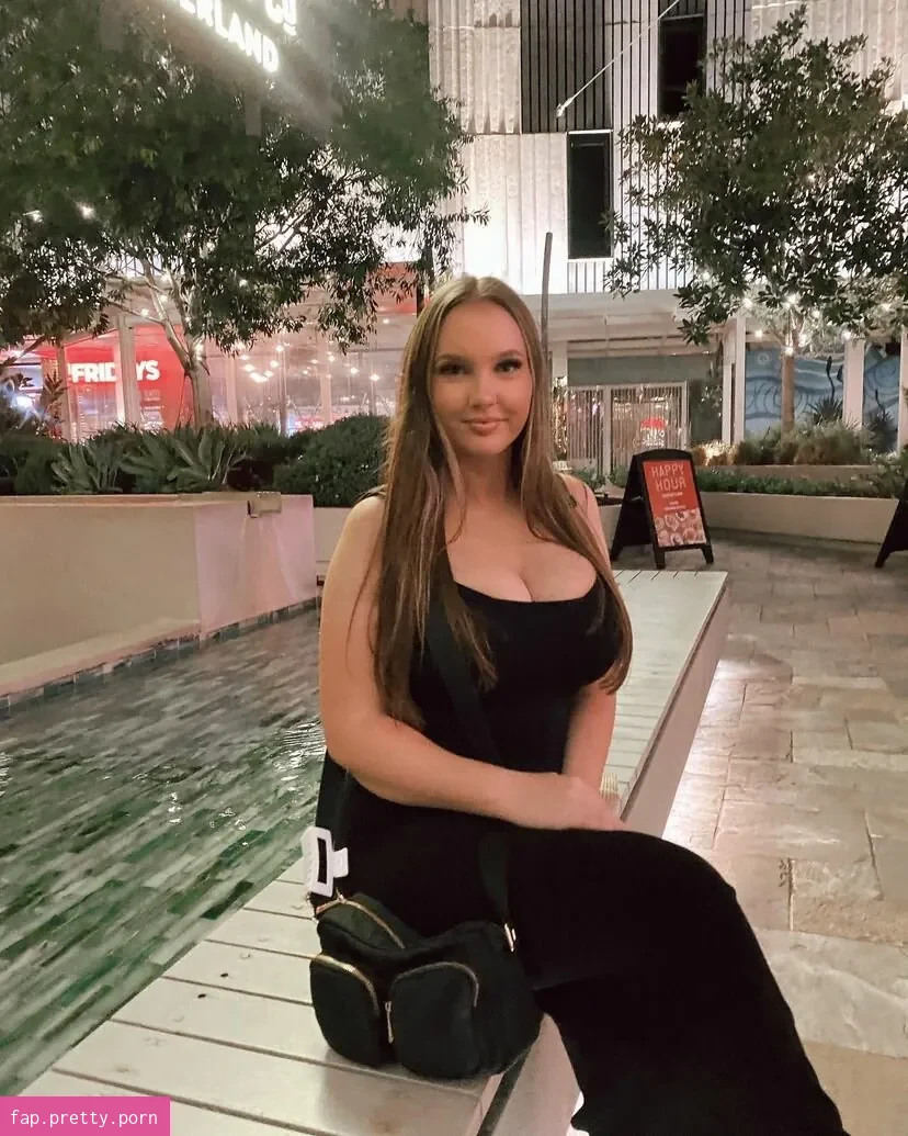 Ella B - Photo #25