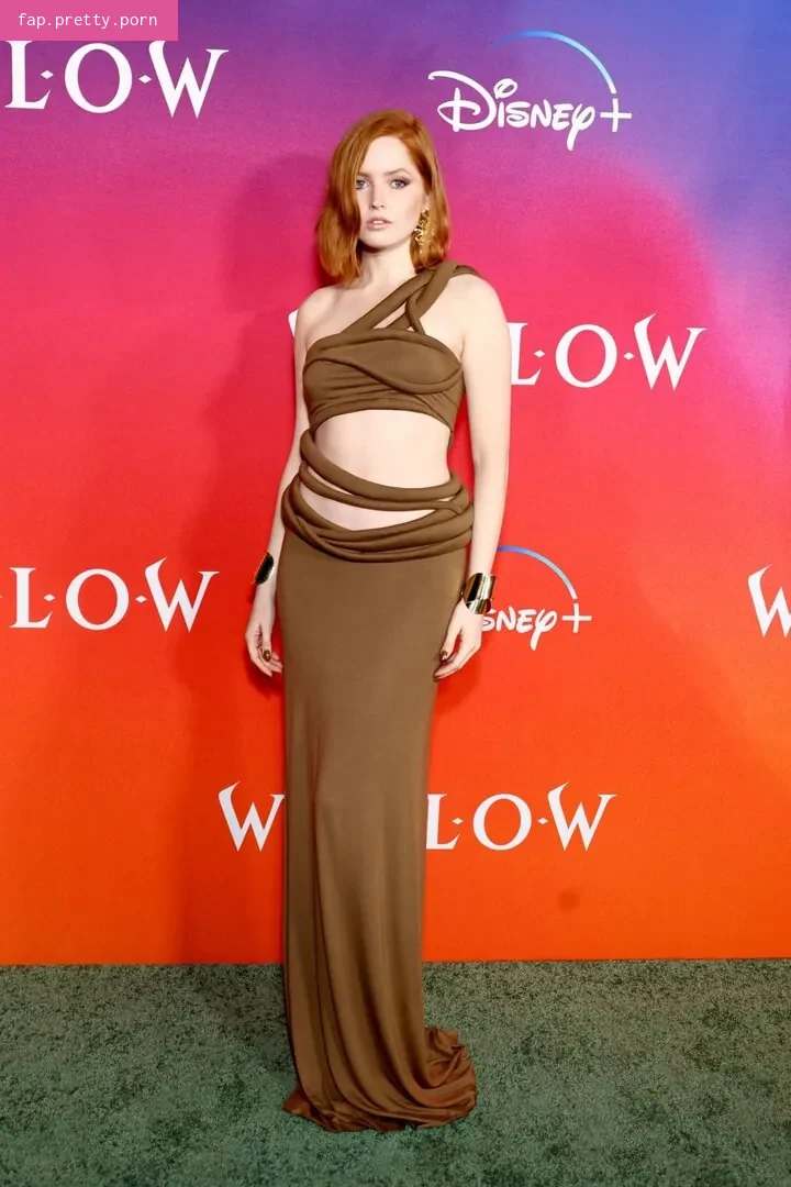 Ellie Bamber - Photo #82