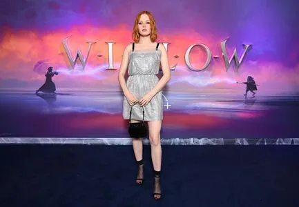 Ellie Bamber