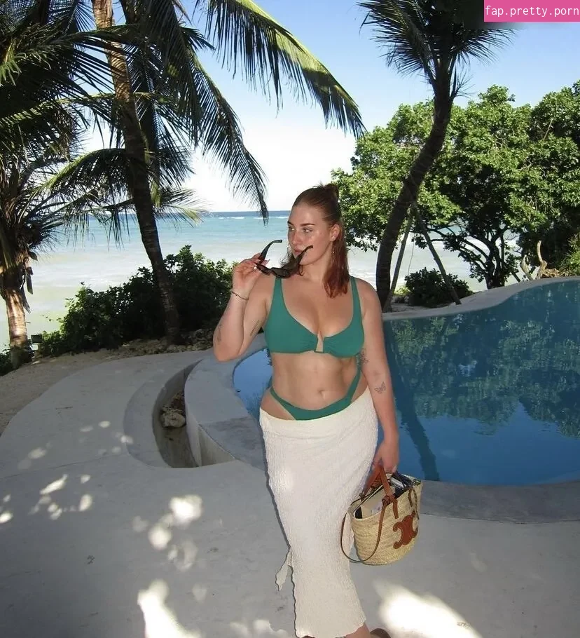 Emilia Baumgart - Photo #22