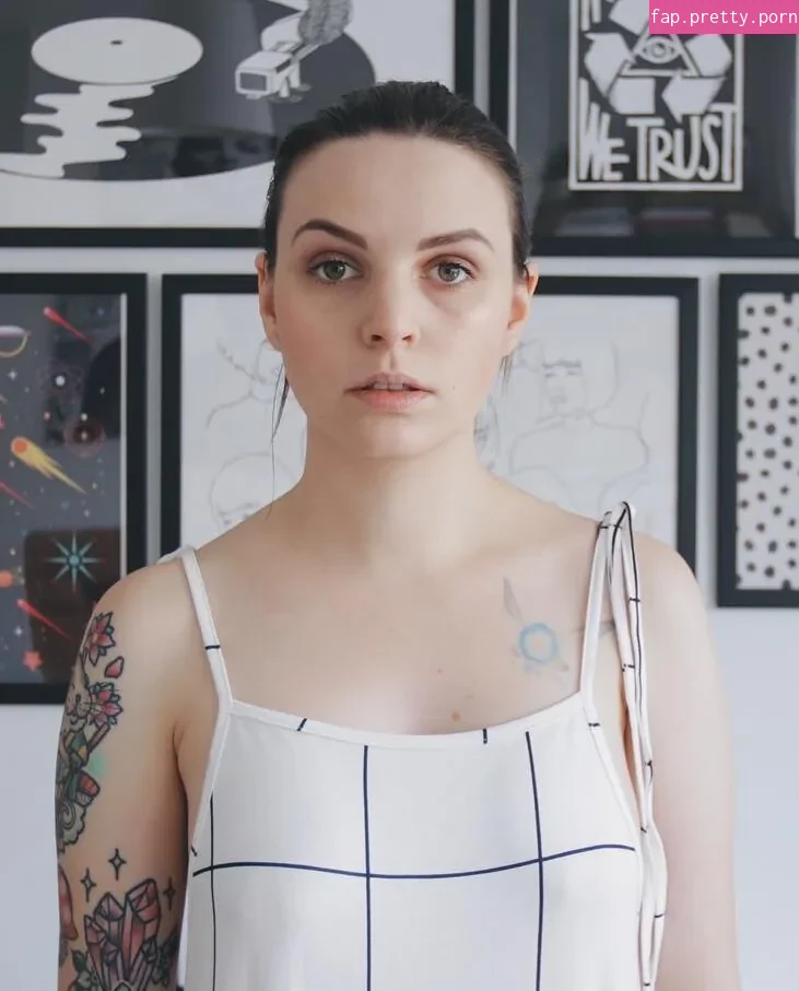 Emma Blackery - Photo #74