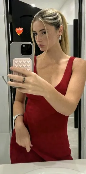 Emma Burnze