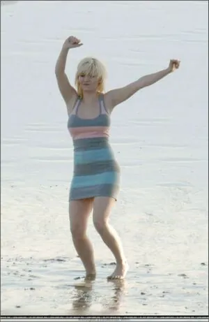 Elisha Cuthbert