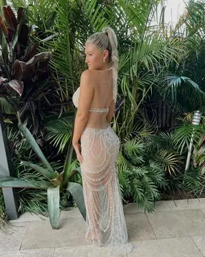 elouise_cameron