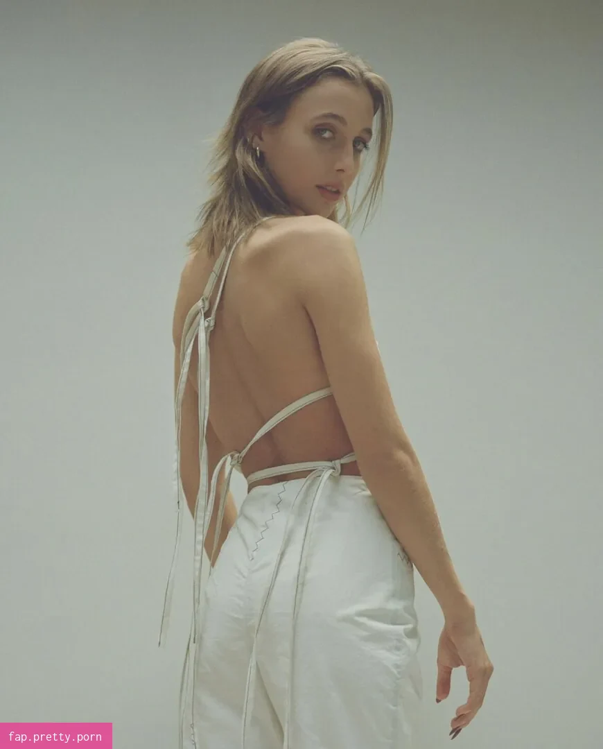 Emma Chamberlain - Photo #42