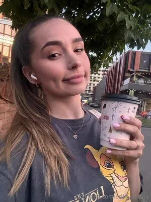 erika_cherry