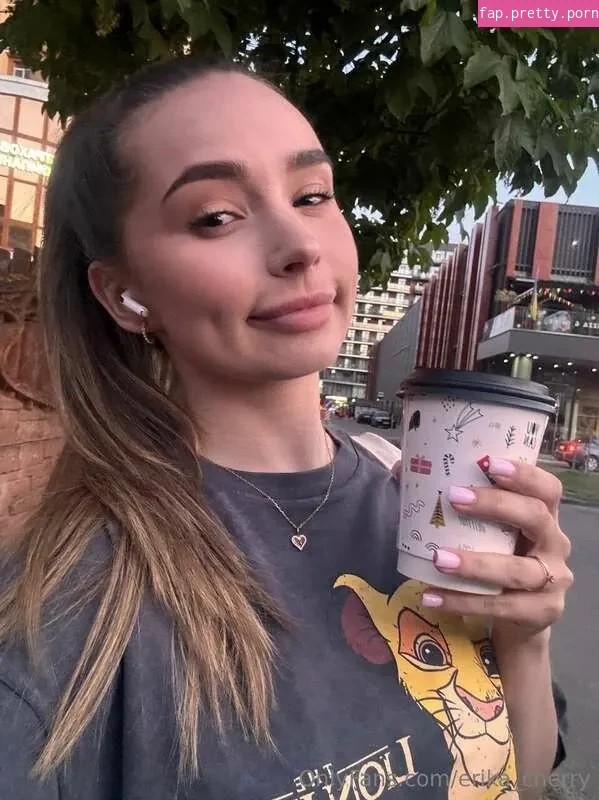 erika_cherry - Photo #12