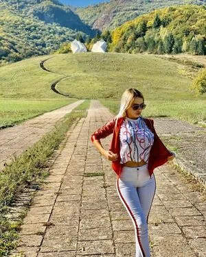 Elena Dostic