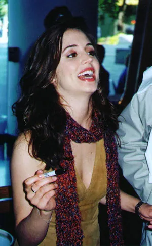 Eliza Dushku