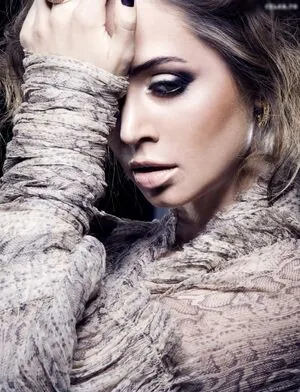 Eliza Dushku