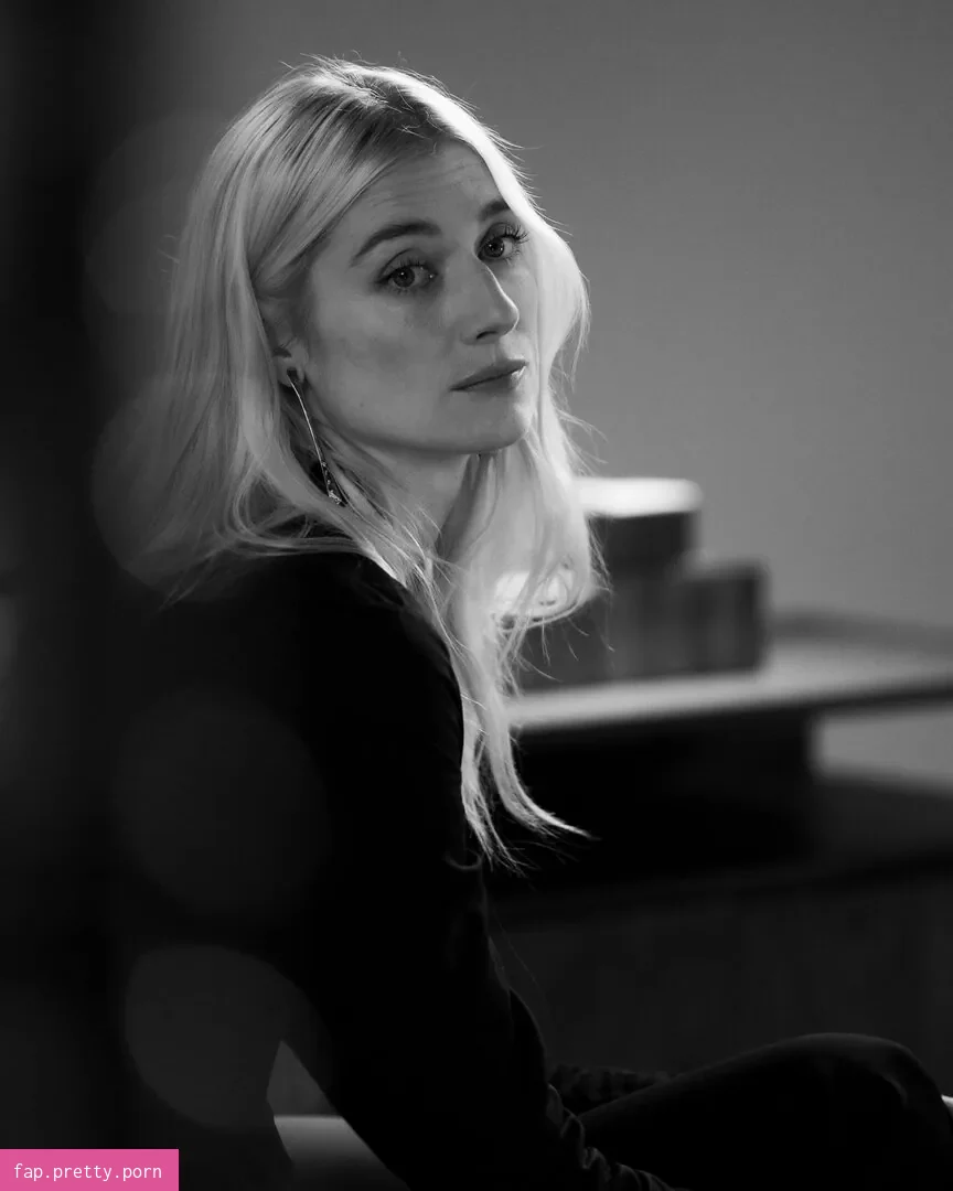 Elizabeth Debicki - Photo #37
