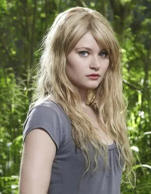 Emilie De Ravin
