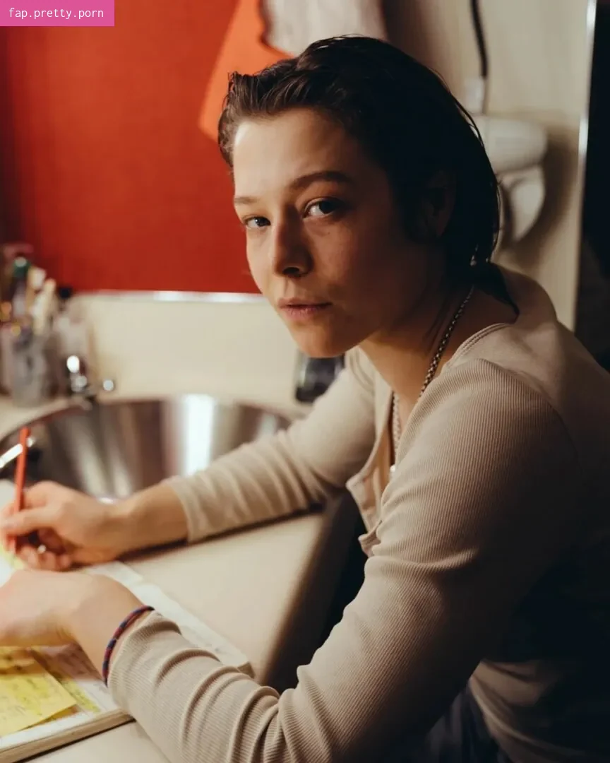 Emma D'arcy - Photo #19