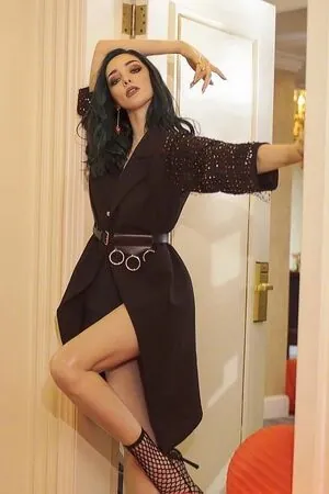 Emma Dumont