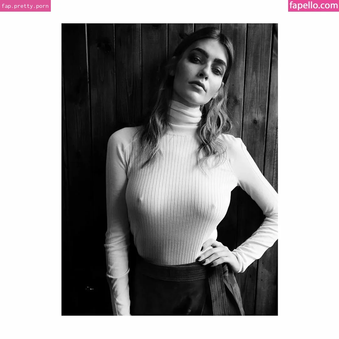Eve Delf - Photo #05