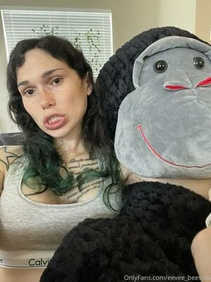 eeveebeevip