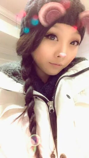 evelynxx / evelynexyz / supportorfeed
