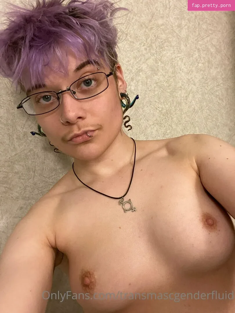 explicit_enby - Photo #59