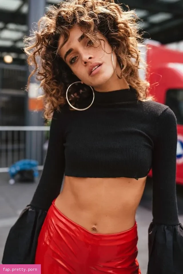 Eden Fines - Photo #00