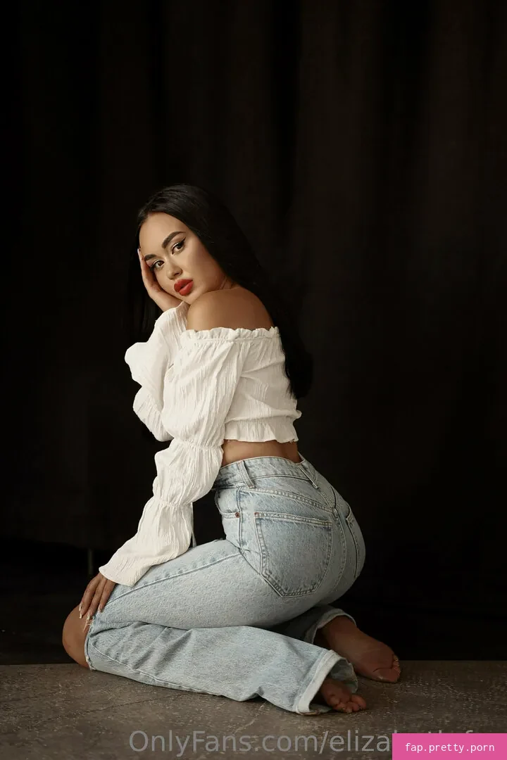 Elizabeth Fox - Photo #13