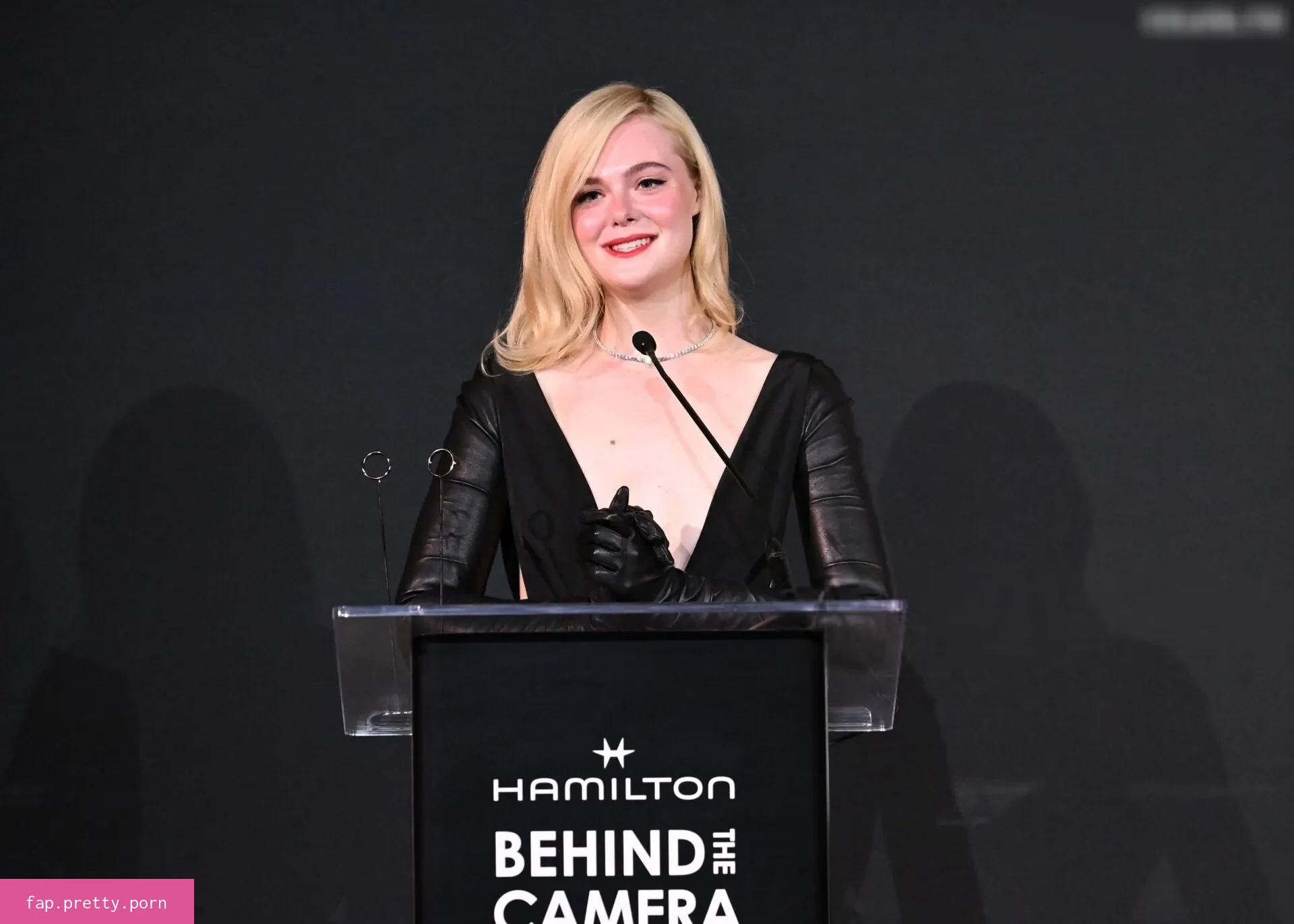 Elle Fanning - Photo #90
