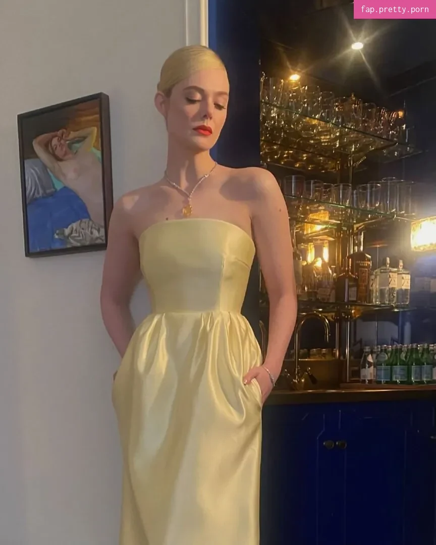 Elle Fanning - Photo #42