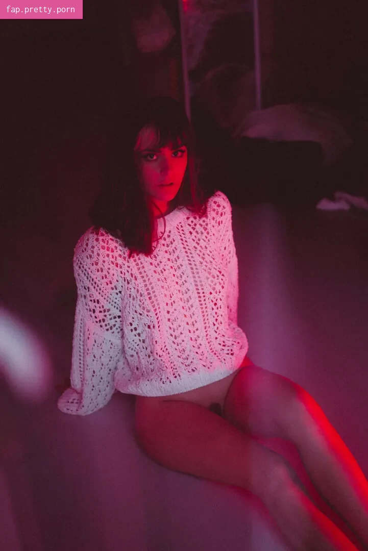 Emeline Faure - Photo #24