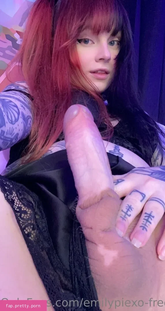 emilypiexo-free - Photo #23