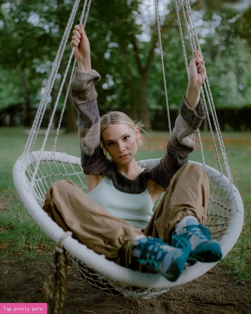 Esther Graf - Photo #26
