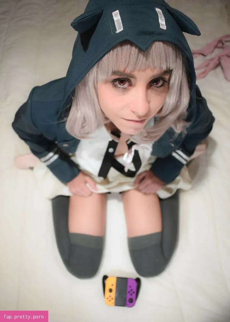 Elisabeth Hope - Photo #04