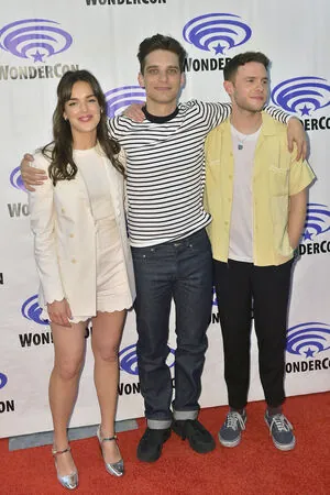 Elizabeth Henstridge