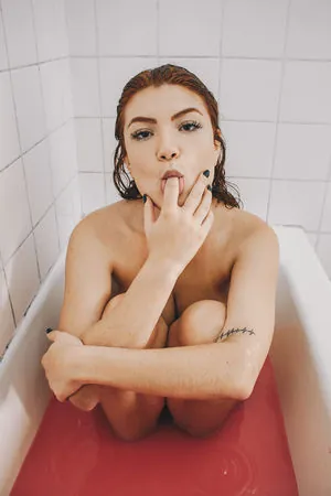 Ellora Haonne