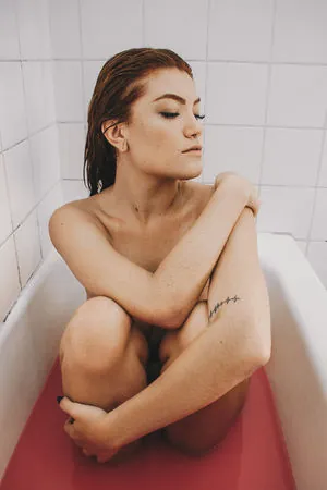 Ellora Haonne