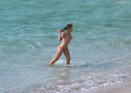 Elizabeth Jane Hurley