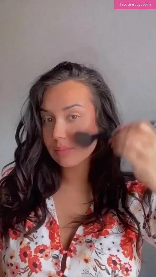 Emina Jahi - Photo #16