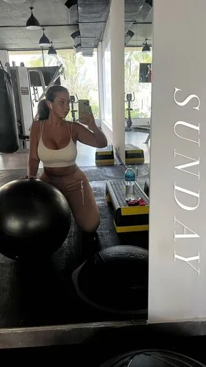 Emina Jahi