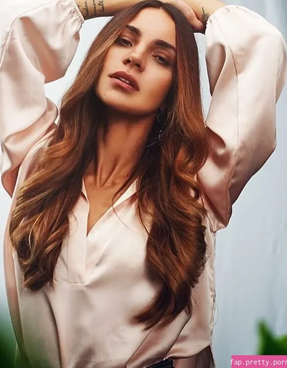 Ekaterina Klein - Photo #03