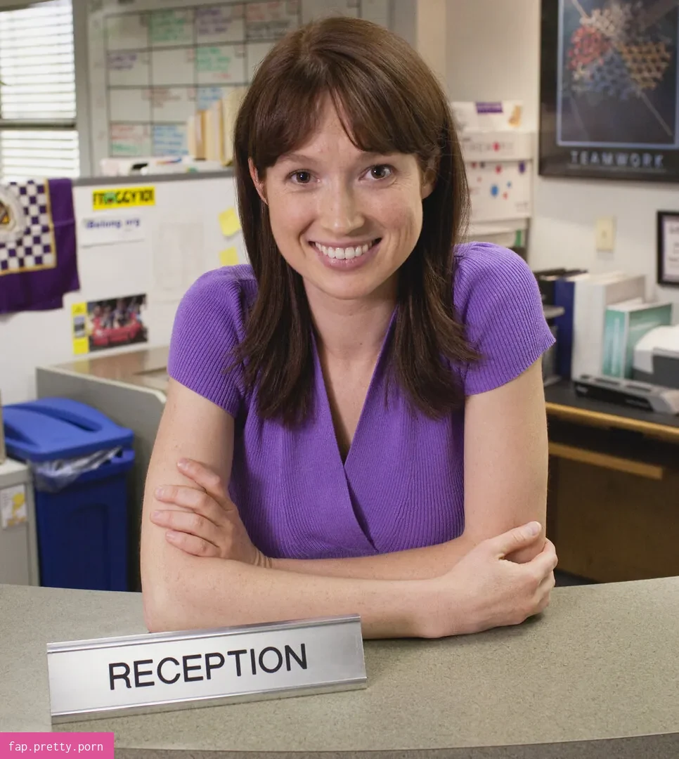 Ellie Kemper - Photo #37