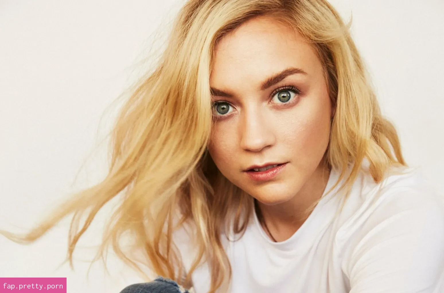 Emily Kinney - Photo #71
