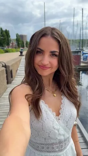 Ekaterina Leonova