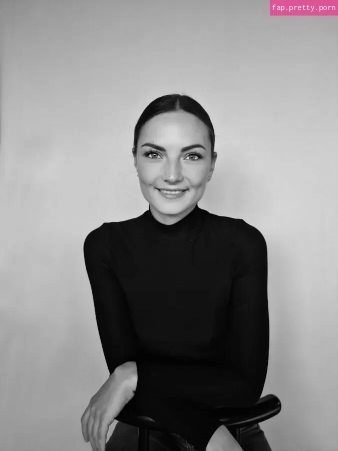 Elenacaro - Photo #01