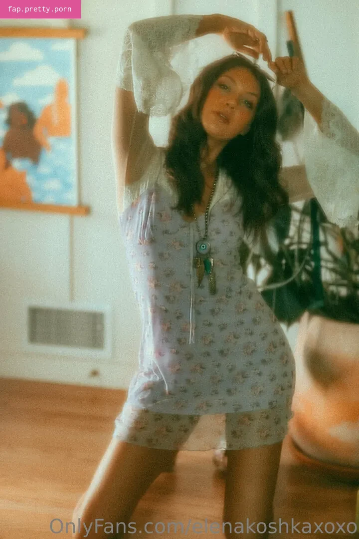 Elenakoshkaxoxo - Photo #24