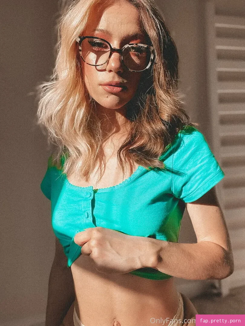 elladevilfree - Photo #31