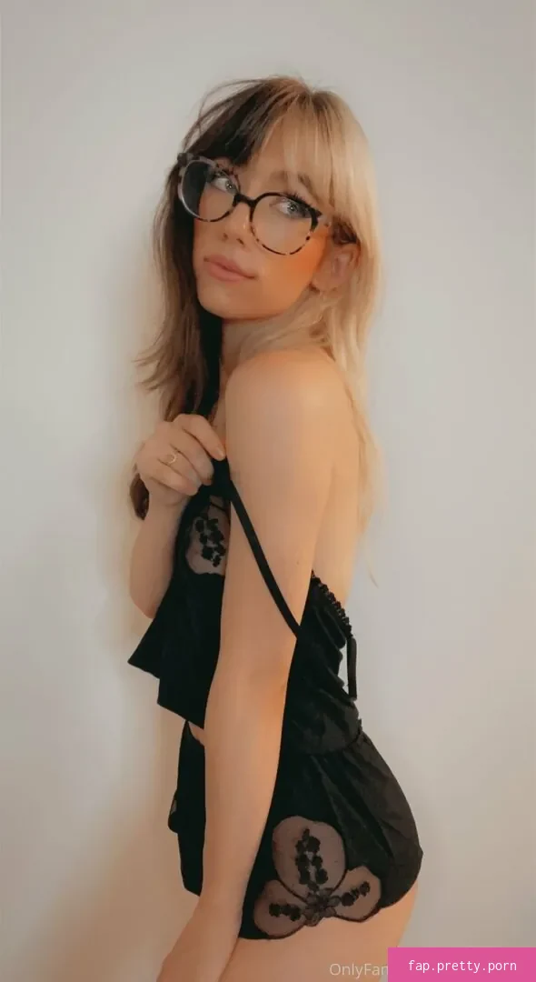 elladevilfree - Photo #44