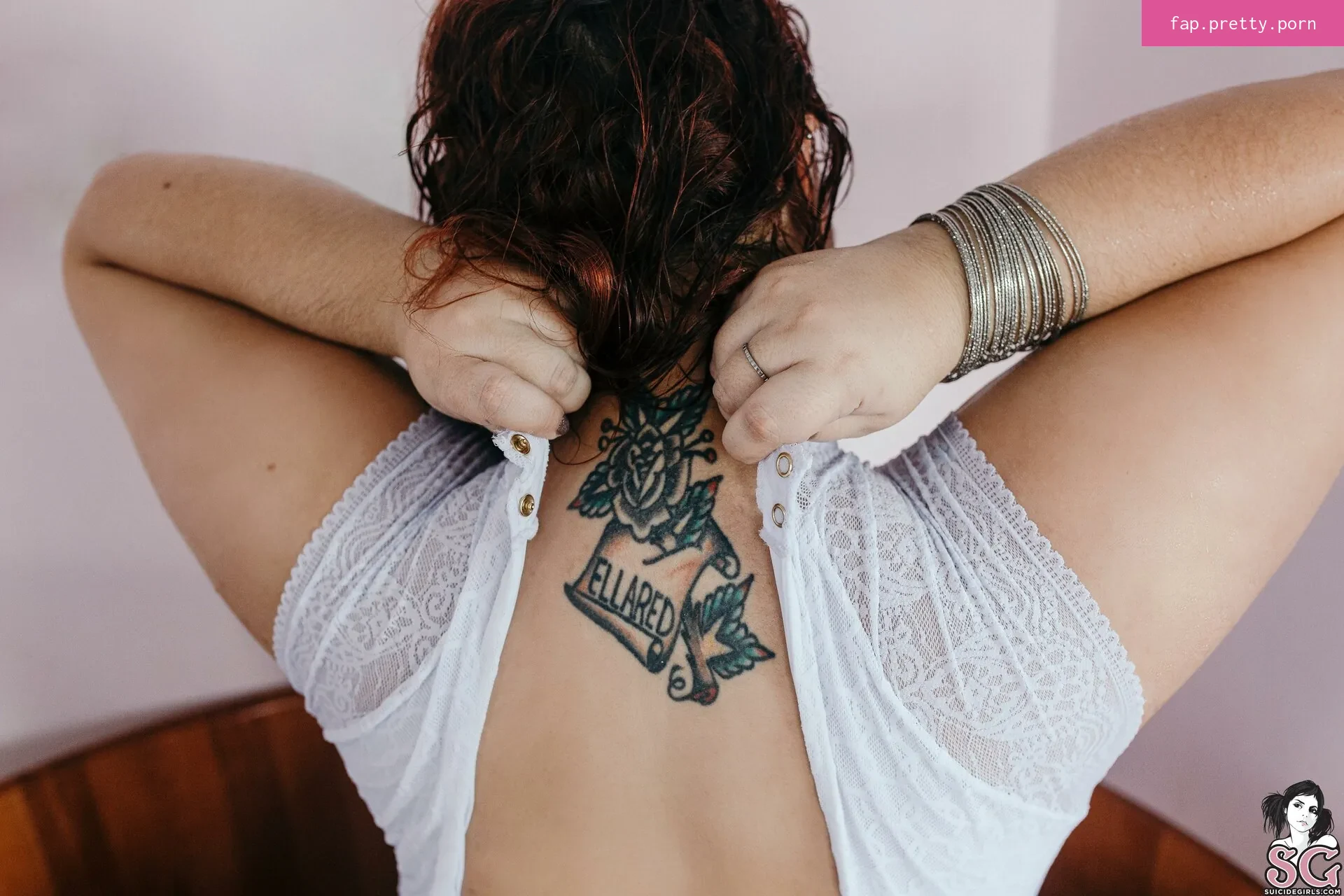 EllaRed - Photo #13