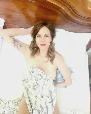 elleblackmagpie