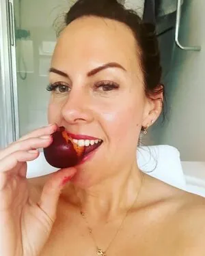elleblackmagpie