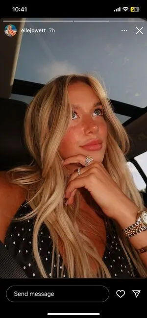 ellejowett