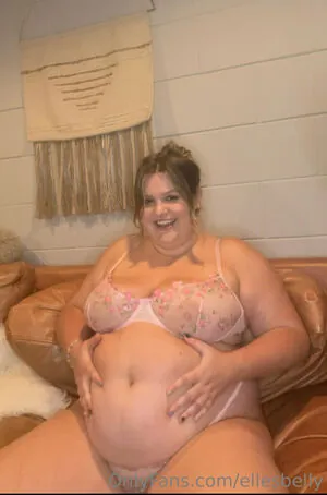 ellesbelly